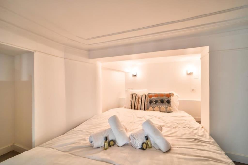 Bel Appartement Au Coeur De Montmartre Paris Exterior foto