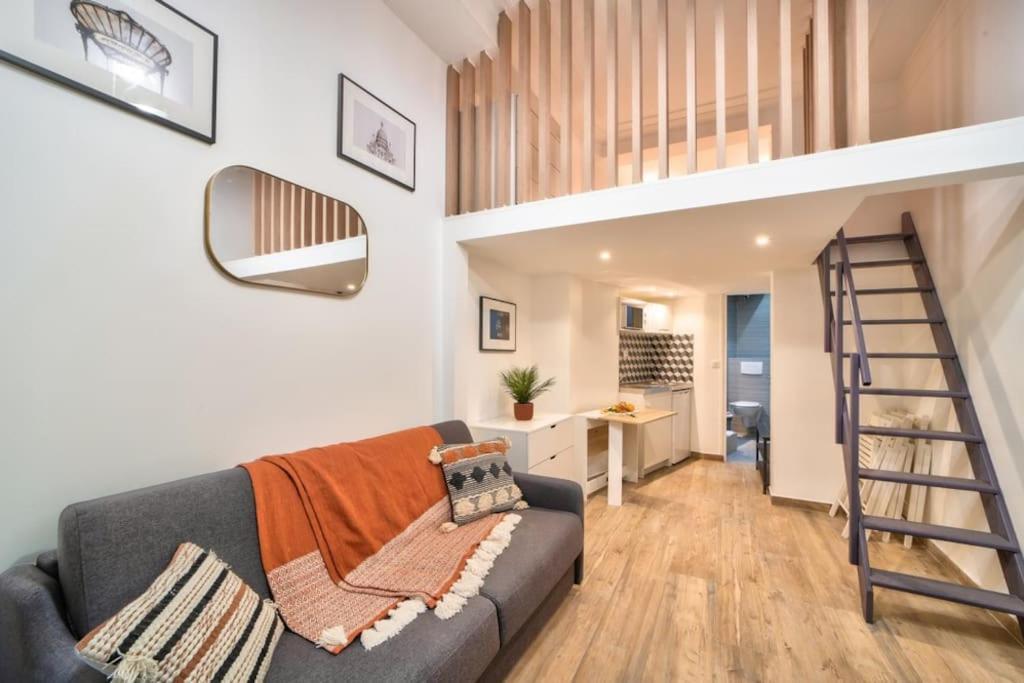 Bel Appartement Au Coeur De Montmartre Paris Exterior foto