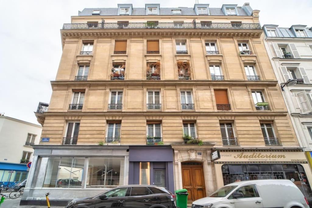 Bel Appartement Au Coeur De Montmartre Paris Exterior foto